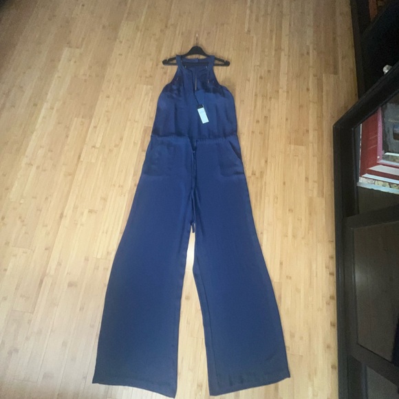 BCBG MAXARIA Calhoun Woman’s navy blue Haltertop Jumpsuit.Size Medium. NWT - Picture 12 of 16